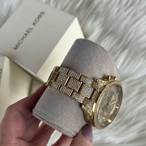 NEW Authentic Michael Kors Gold & Crystal Watch - Picture 6 of 15